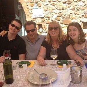 Meet your Posher, Debbie